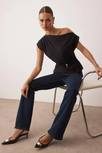 TWOAW26BZ00058-BLACK_1