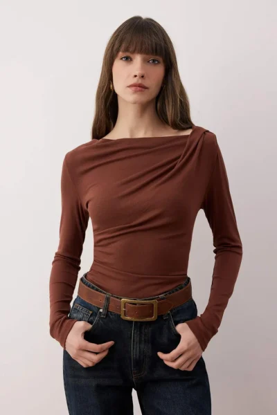 TWOAW26BZ00088-BROWN_1