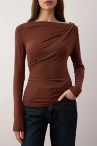 TRENDYOLMİLLA Brown Fitted Asymmetric Collar Detailed Soft Fabric Knitting Blouse - Image 3