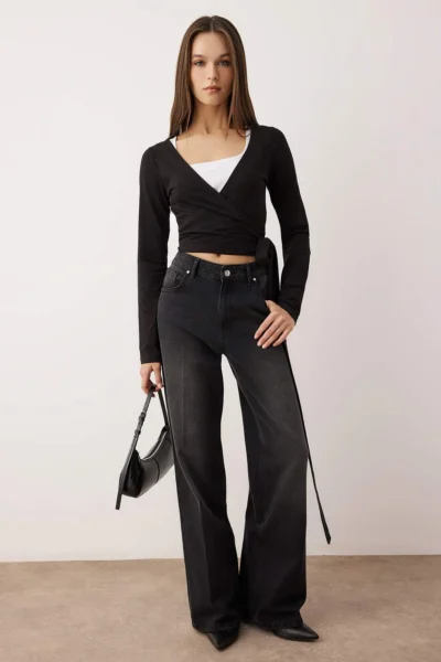 TWOAW26BZ00102-BLACK_1