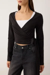 TRENDYOLMİLLA Black-White 2 Sets Package Binding Detailed Flexible Knitting Blouse - Image 2