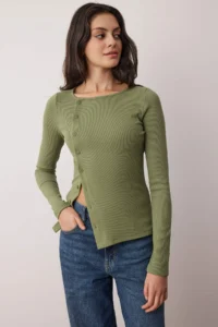 TRENDYOLMİLLA Khaki buttoned Crew Neck Fitted Ribbed Flexible Knitting Blouse