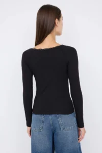 TRENDYOLMİLLA Teen Black Cowl Neck buttoned Lace Detailed Body-fitting Flexible Knitting Blouse - Image 4
