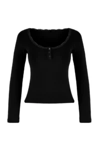 TRENDYOLMİLLA Teen Black Cowl Neck buttoned Lace Detailed Body-fitting Flexible Knitting Blouse - Image 5