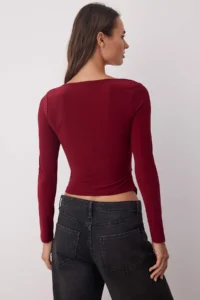 TRENDYOLMİLLA Burgundy Asymmetric Collar Detailed Flexible Knitting Blouse - Image 4