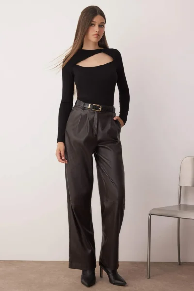 TWOAW26BZ00126-BLACK_1