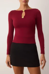 TRENDYOLMİLLA Burgundy Fitted/Cut Out Detailed Long Sleeve Flexible Knitting Blouse - Image 3