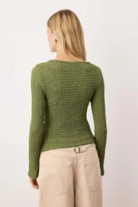 TRENDYOLMİLLA Khaki Fitted Accessory Detailed textured Long Sleeve Flexible Knitting Blouse - Image 4