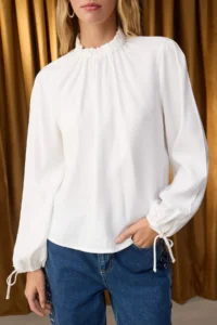 TRENDYOLMİLLA Special Collection Ecru Balloon Sleeve Dog collar Modal Weaving Blouse - Image 3