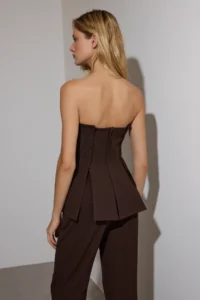 TRENDYOLMİLLA Brown Fitted Strapless Weaving Blouse - Image 4