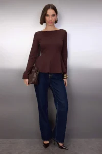 TRENDYOLMİLLA Brown Boat Neck peplum/Waisted Regular Size Knitting Blouse