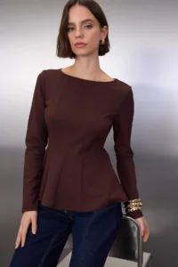 TRENDYOLMİLLA Brown Boat Neck peplum/Waisted Regular Size Knitting Blouse - Image 2