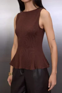 TRENDYOLMİLLA Brown Thick textured Waisted peplum Zero Sleeve Crew Neck Knitting Blouse - Image 3