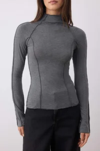 TRENDYOLMİLLA Anthracite Ribbed Stitched Fitted Knitting Blouse - Image 3