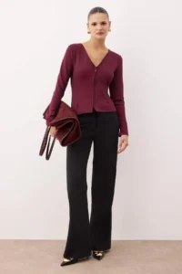 TRENDYOLMİLLA Plum Soft Touch V-neck Zippered Regular/Normal Kesim Knitting Blouse - Image 2