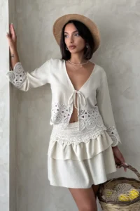 TRENDYOLMİLLA Beige  Weaving Blouse - Image 2