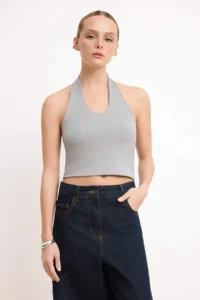 TRENDYOLMİLLA Navy Blue-Gray Melange Fitted Crop Flexible Knitting Blouse - Image 5