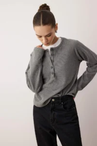 TRENDYOLMİLLA Anthracite Regular/Normal Pattern Half Plaid Thessaloniki Thick Knitting Blouse