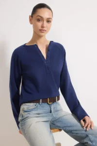 TRENDYOLMİLLA Navy Blue Knitting Blouse - Image 2