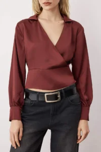 TRENDYOLMİLLA Brick Rejection Fitted Satin Weaving Blouse - Image 3