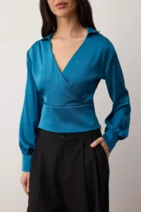 TRENDYOLMİLLA Petrol Blue Blue Blue Fitted Satin Weaving Blouse - Image 3