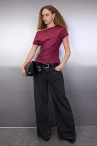 TRENDYOLMİLLA Burgundy Asymmetric Yaka Regular/Normal Pattern Knitting Suede Blouse - Image 2