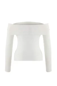 TRENDYOLMİLLA Ecru Accessory Detailed Carmen Collar Fitted/Body-Sitting Knitting Blouse - Image 6