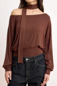 TRENDYOLMİLLA Brown Plain Open Omuzlu Shawl Accessory Detailed Regular/Normal Pattern Knitting Blouse - Image 3
