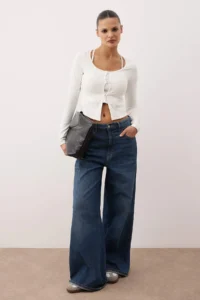 TRENDYOLMİLLA White 2 Sets Blouse/Cardigan Fitted/Body-Fitting Knitting Blouse - Image 2