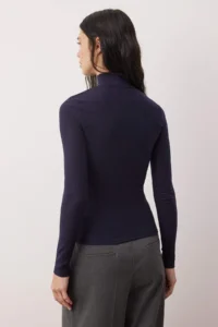 TRENDYOLMİLLA Navy Blue Front Full Snap Button Closure Camisole Fitted/Body-Sitting Knitting Blouse - Image 4