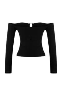TRENDYOLMİLLA Black Fitted Accessory Detailed Flexible Knitting Blouse - Image 6