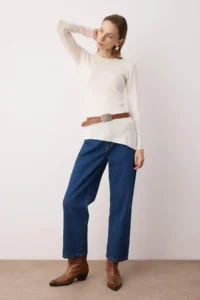 TRENDYOLMİLLA Ecru Asymmetric Long Sleeve Soft Knitting Blouse