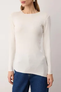 TRENDYOLMİLLA Ecru Asymmetric Long Sleeve Soft Knitting Blouse - Image 3