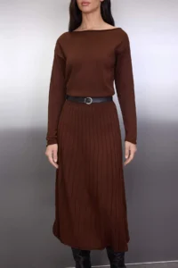 TRENDYOLMİLLA Brown A-line Boat Neck Maxi Knitwear Arched LONG Dress - Image 3
