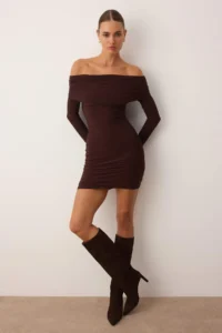 TRENDYOLMİLLA Brown Plain Carmen Collar bodycone/Fitting Ribbed Flexible Mini Knitting Dress - Image 2