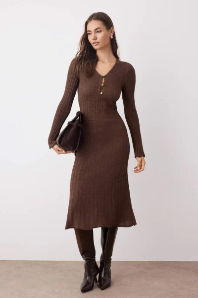TWOAW26EL00054-BROWN_1