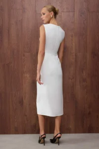 TRENDYOLMİLLA Special Collection White Lined Arched Plain Accessory Detailed Midi Weaving Dress - Image 4