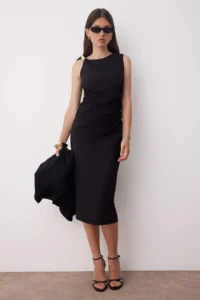 TRENDYOLMİLLA Black Accessory Detailed Midi Weaving Dress - Image 5