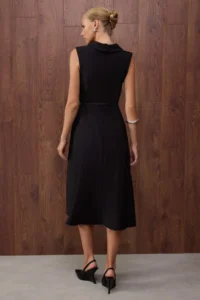 TRENDYOLMİLLA Special Collection Black Belt Detailed Midi Weaving Dress - Image 4