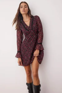 TRENDYOLMİLLA Burgundy Floral Accessory Detailed Short / Mini Lined Siphon Weaving Dress