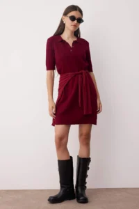 TRENDYOLMİLLA Burgundy Color Bloklu Short / Mini Polo Shirt Collar Knit Dress - Image 2