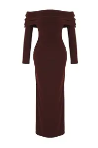 TRENDYOLMİLLA Brown Shirred Carmen Collar Flexible Maxi Knitting Dress - Image 5