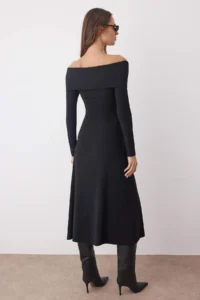 TRENDYOLMİLLA Black Carmen Collar A-line/Life Opening Flexible Knitting Midi Dress - Image 4