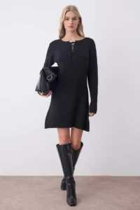 TRENDYOLMİLLA Black Plain Short / Mini Binding Detailed A-line Knit Dress