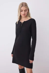 TRENDYOLMİLLA Black Plain Short / Mini Binding Detailed A-line Knit Dress - Image 2