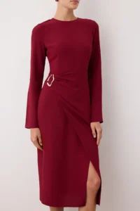 TRENDYOLMİLLA Burgundy Plain A Cut Accessory Detailed Midi Weaving her dress - Image 3