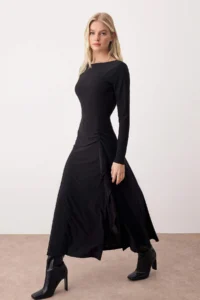 TRENDYOLMİLLA Black Plain Burdu and Ruffle Detailed Boat Neck Belen Opening Maxi Knitting Dress