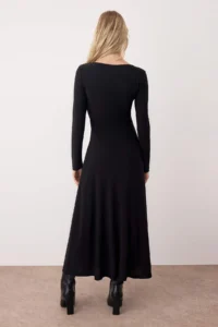 TRENDYOLMİLLA Black Plain Burdu and Ruffle Detailed Boat Neck Belen Opening Maxi Knitting Dress - Image 4