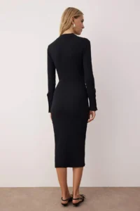 TRENDYOLMİLLA Black Dog collar Fitted/Fitted buttoned Midi Knitting Dress - Image 8