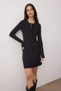 TRENDYOLMİLLA Black Plain Short / Mini  Knitting Dress - Image 2